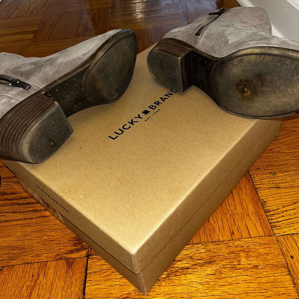 Lucky Brand Breah Chelsea Boot sz 9 - Picture 7 of 8
